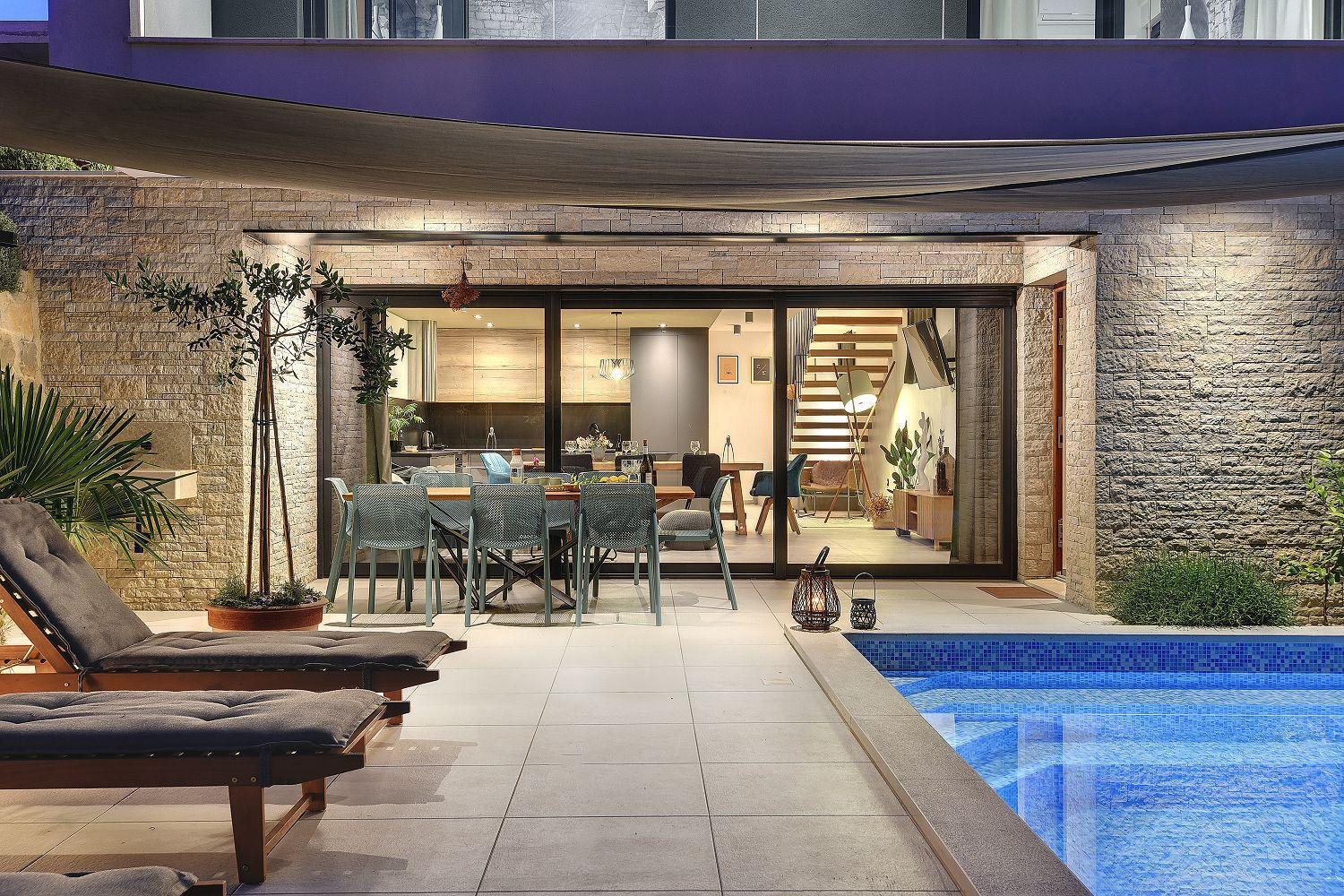 Dovolenkový dom In Mit Privatem Pool, Tischtennis, Bbq, Wlan Pula